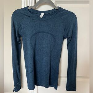 Size 4 Navy Blue Lululemon Swiftly Tech Long Sleeve Shirt